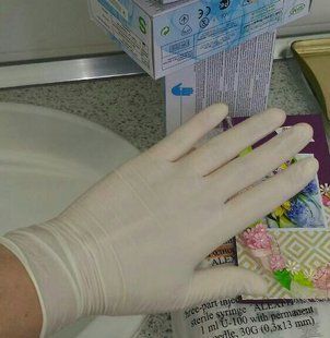 Рукавички латексні оглядові нестерильні припудрені ПРЕМІУМ-КЛАС, розмір "S" (уп/100шта) SFM рукавички латексні фото